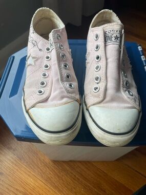 Converse One Star Light Pink Canvas Sneakers